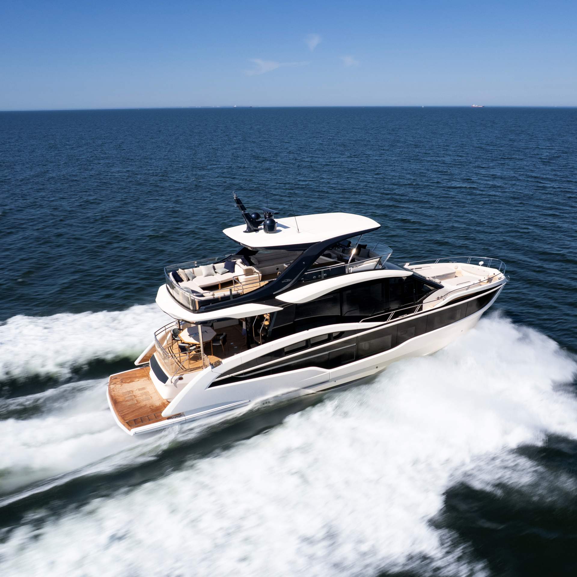 Galeon 620 FLY